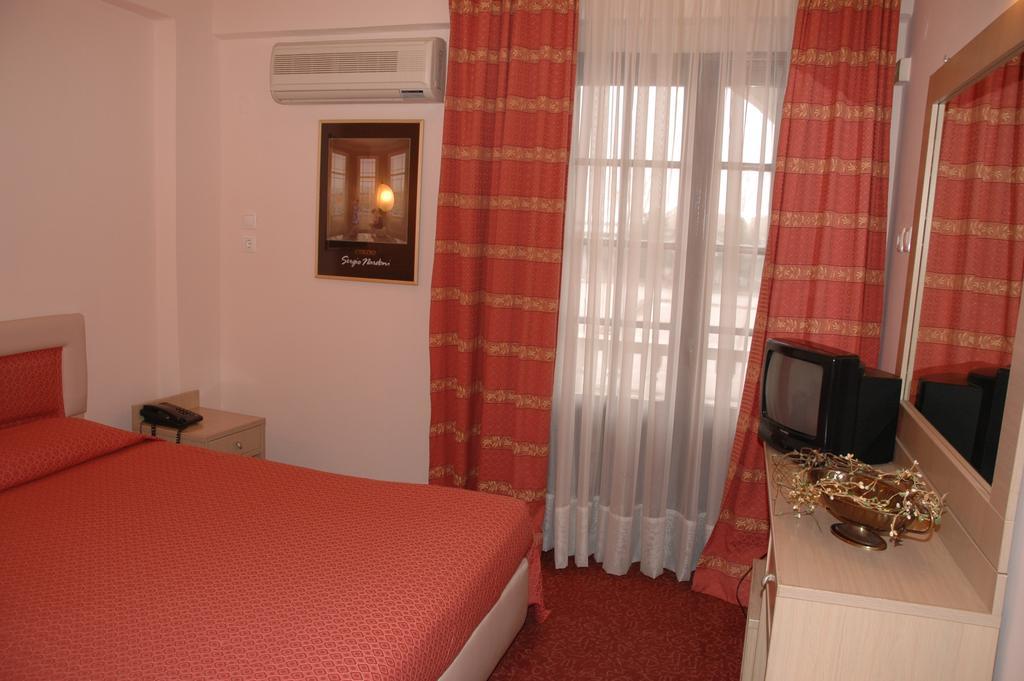 Veria Hotel Room photo